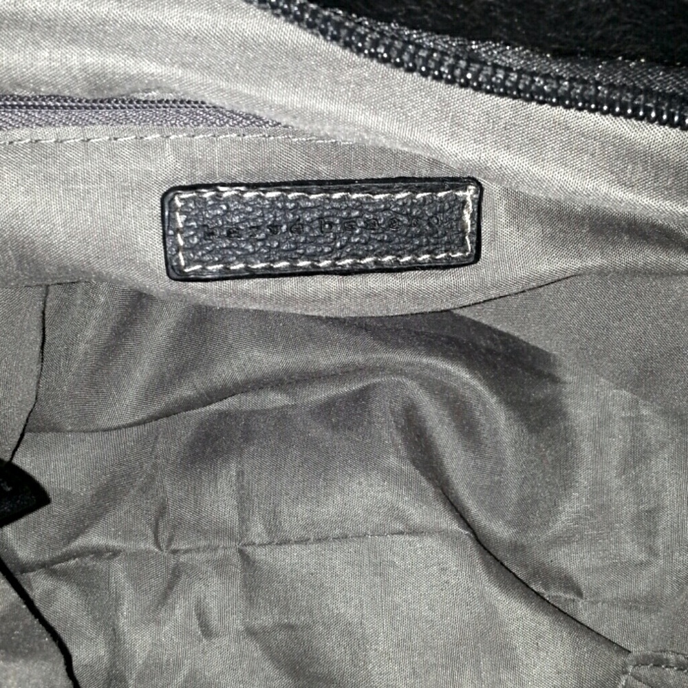 Harve Benard Shoulder Bag. NWT - Picture 8 of 8